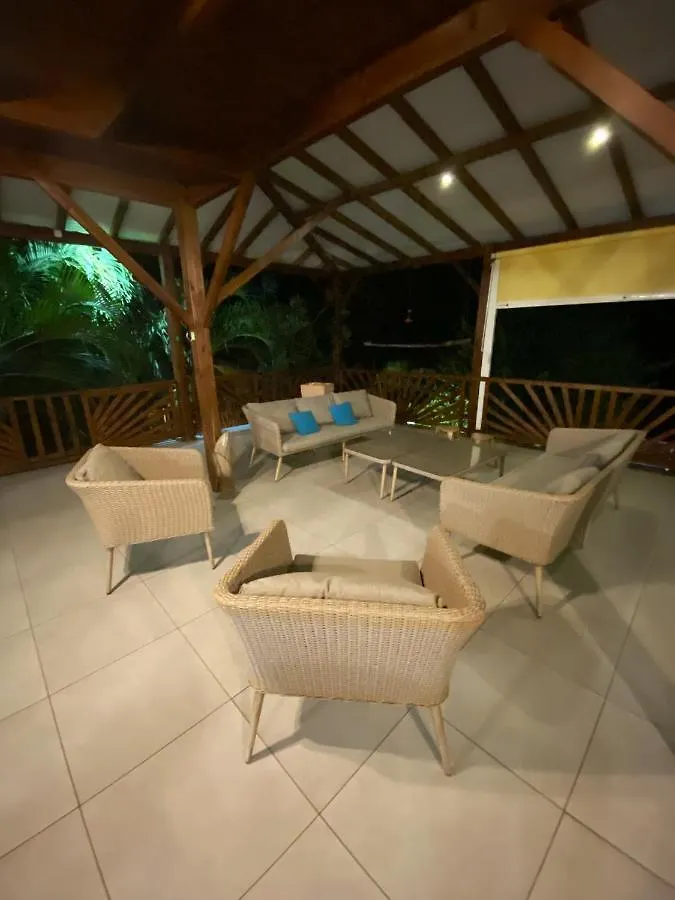 Villa Panoramique A Pointe-Noire Avec Vue Sur Mer Et Piscine